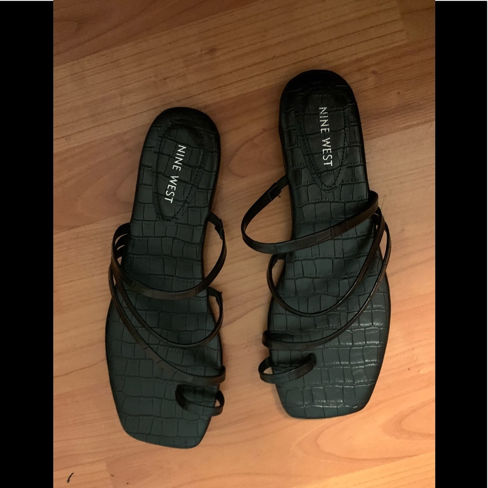 New Nine West Sandals